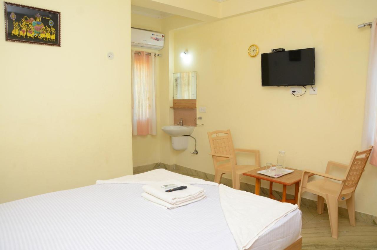 מלון Tiruchchendūr Hari Iyer Residency מראה חיצוני תמונה